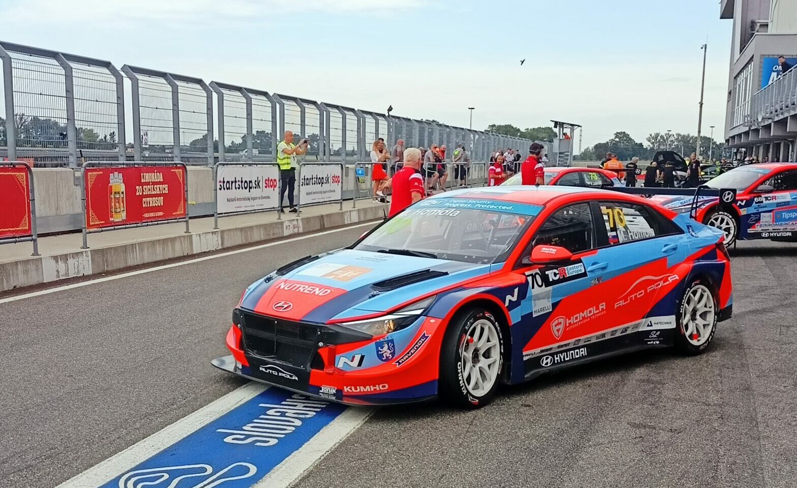 Maťo Homola leads from start to finish at Slovakia Ring