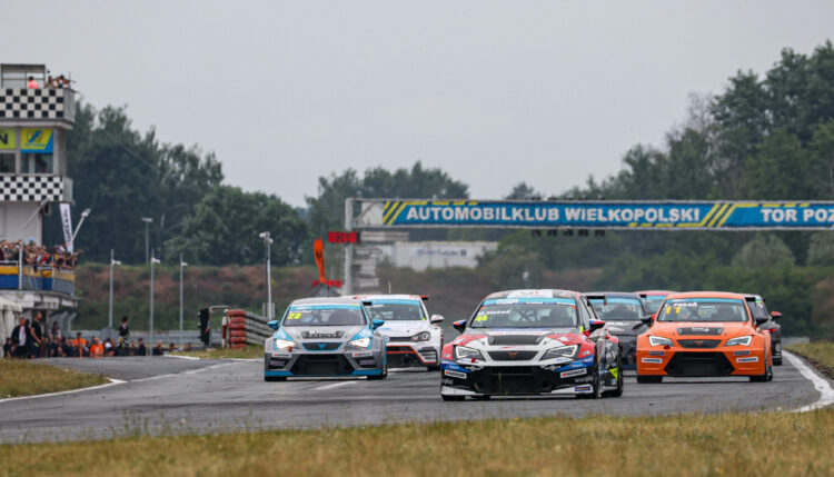 Makeš leads championship after first half of the season
