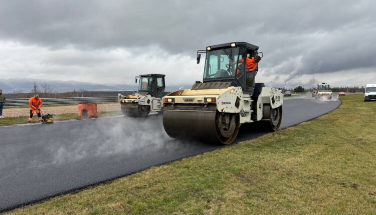 Autodrom Most upgrades track surface in four turns