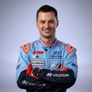 Adam Kout